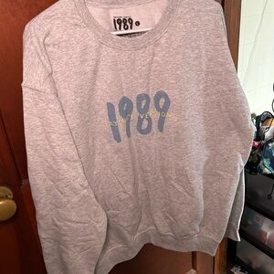 Taylor Swift 1989 Spotify Fans First Exclusive Merch Sweatshirt Large